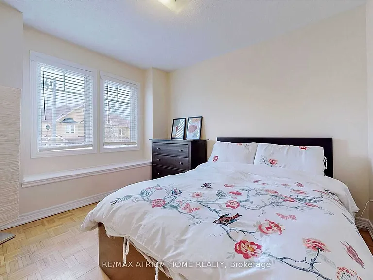41 Thistle Ave — Photo 10