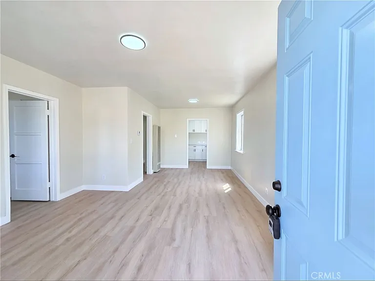5552 Lewis Ave — Photo 10