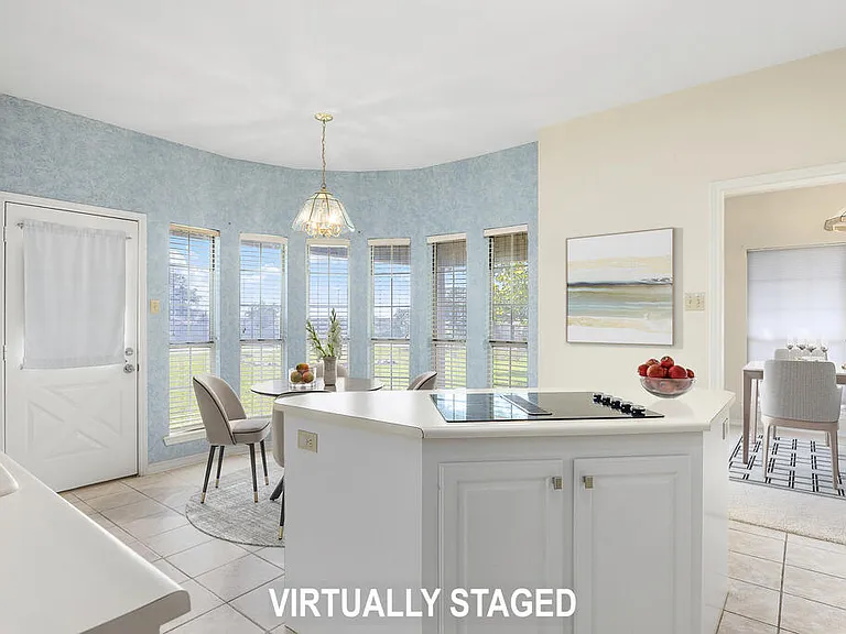 103 Crockett Dr — Photo 15