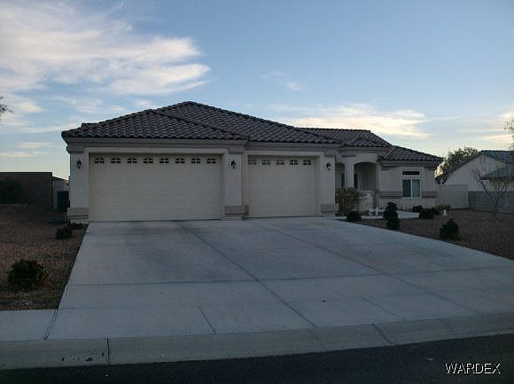 1st image of 2252 Shadow Canyon Dr