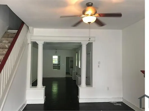 2340 Carpenter St, Philadelphia, PA 19146
