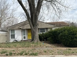 23 Garnette Dr, Belleville, IL