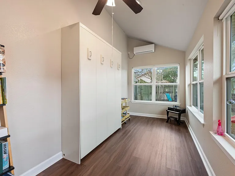 2907 Broadmoor Dr — Photo 9