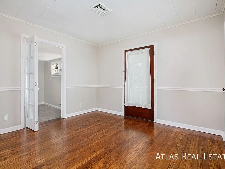 6043 Fontana St — Photo 12