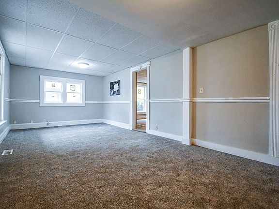 3rd image of 625 2nd Ave
