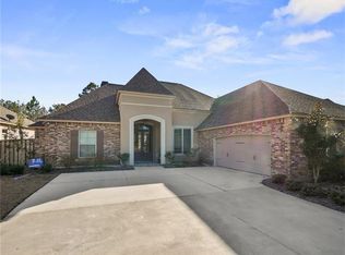537 Bedico Pkwy, Madisonville, LA 70447
