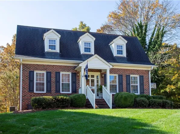 104 Highgate Ln, Lexington, NC 27292