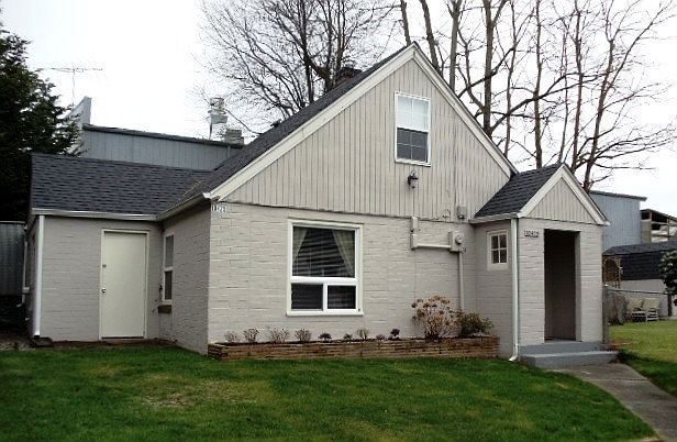 1st image of 10425 Croft St S