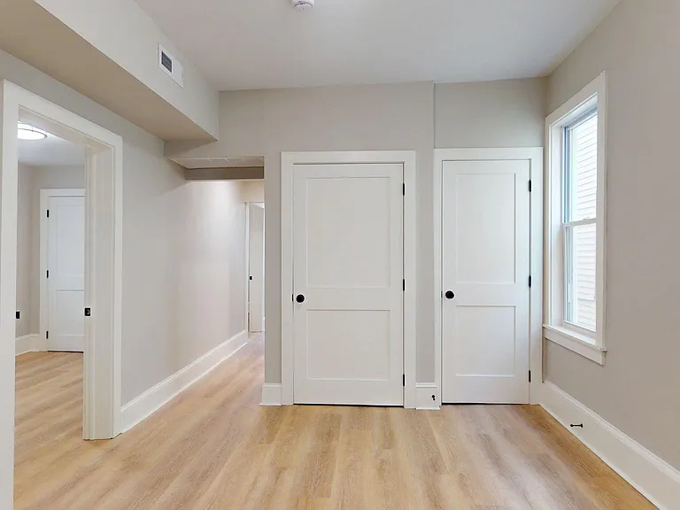 205 Chelsea St #2 — Photo 28