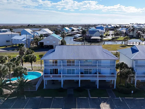 411 Admiral Craik Dr #20, Grand Isle, LA 70358
