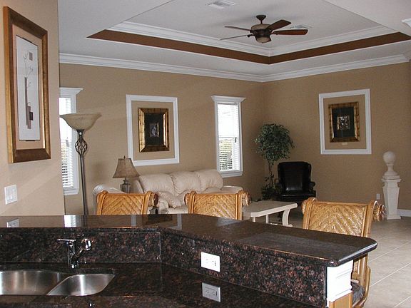 Living Rm.