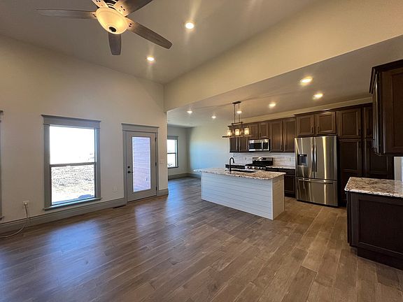 4th image of 2506 Woodwind Ct