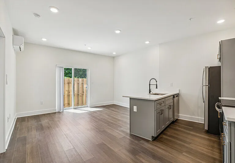 7620 Ridge Ave #2 — Photo 1