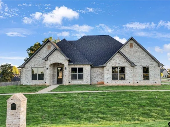 12263 Oak Grove Dr, Tyler, TX 75706