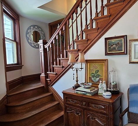 4th image of 62 Greenwood Avenue
