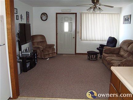 2nd image of 1207 N Oakhill Ave