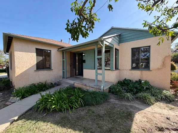 18424 Calvert St, Tarzana, CA 91335