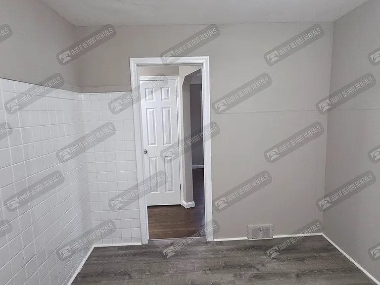 15039 Eastburn St — Photo 19