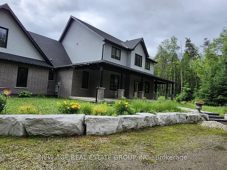 9031 Side Road 17 — Photo 4