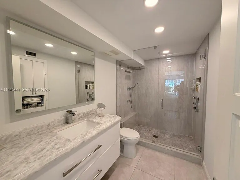 531 N Ocean Blvd #404 — Photo 10