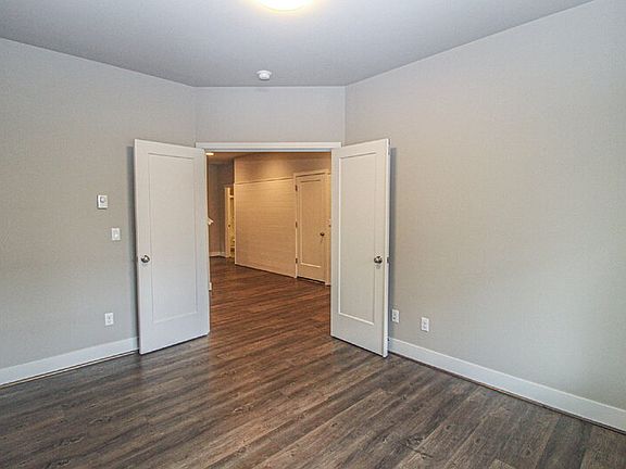 5th image of 1418 184th Pl SE