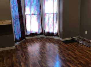 607 E 14th St, Davenport, IA 52803