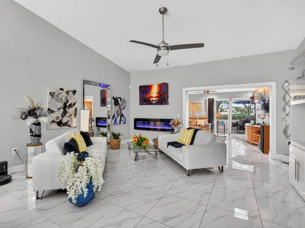 2683 Emerald Way N, Deerfield Beach, FL 33442