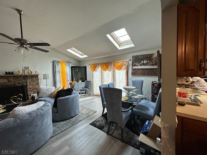 2nd image of 3 Webster Rd