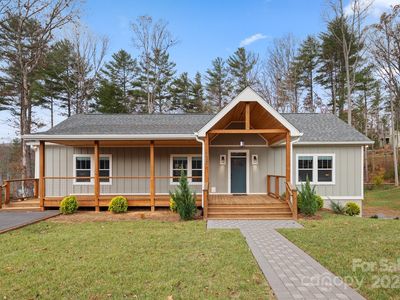 132 Cascade Ridge Rd, Fairview, NC, 28730