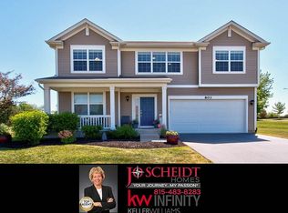 803 Hathaway Ct, North Aurora, IL 60542