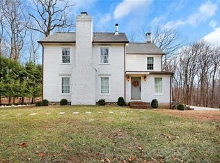 59 Siscowit Rd, Pound Ridge, NY 10576