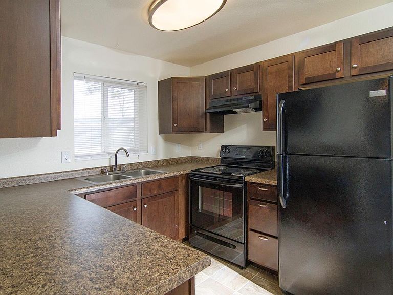 Village Park Apartment Rentals - Orem, UT | Zillow