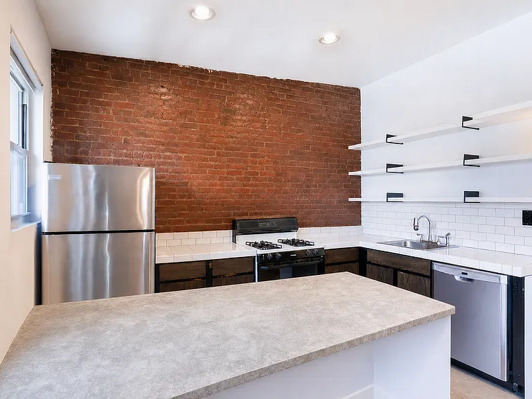 141 Broadway #2 — Photo 2