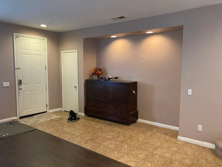 1668 Julia Way — Photo 17