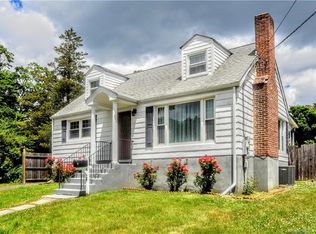 12 Underhill St, Stamford, CT 06902