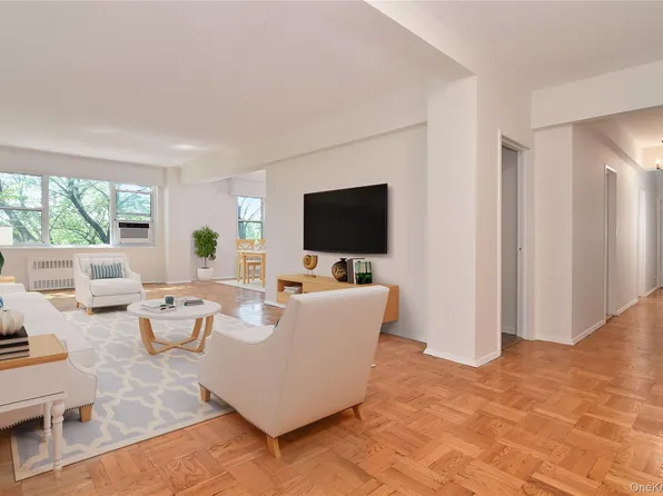 900 Palmer Road #7L, Bronxville, NY 10708