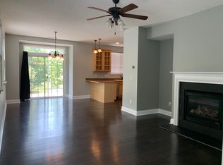 2006 Remington Oaks Cir, Cary, NC 27519