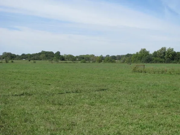 13531 N Mount Pleasant Rd, Gravette, AR 72736