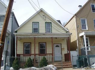 607 Charles St, Perth Amboy, NJ 08861