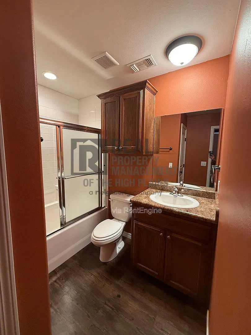 2 bed, 2.0 bath, $1,425 — Photo 3