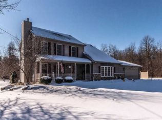 7312 Faussett Rd, Fenton, MI 48430