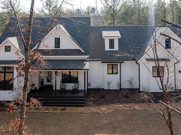 2nd image of 662 Cleve Wright Rd