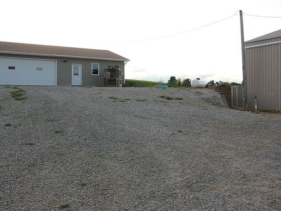 Detached Garage