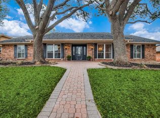 1115 Crowley Rd, Arlington, TX 76012