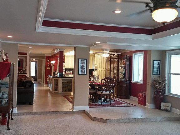 4th image of 3520 Cleary Ave