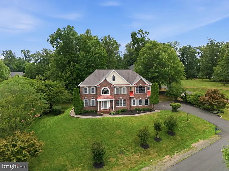 7273 Tinsley Way — Photo 4