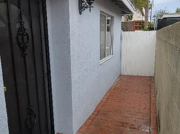 4622 W 167th St, Lawndale, CA 90260