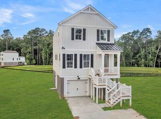 1 Longtown Dr, Hanahan, SC 29410