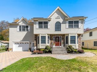 523 Allentown Rd, Parsippany, NJ 07054