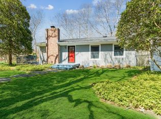 19 Manor Ln, East Hampton, NY 11937